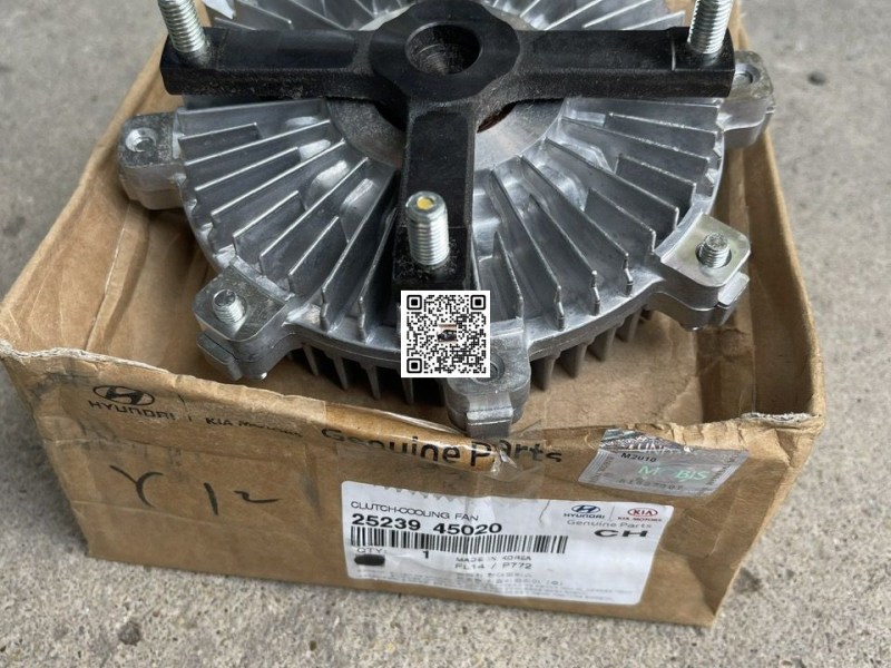 Ly tâm quạt gió Hyundai HD72 HD99 HD700 HD800 chính hãng